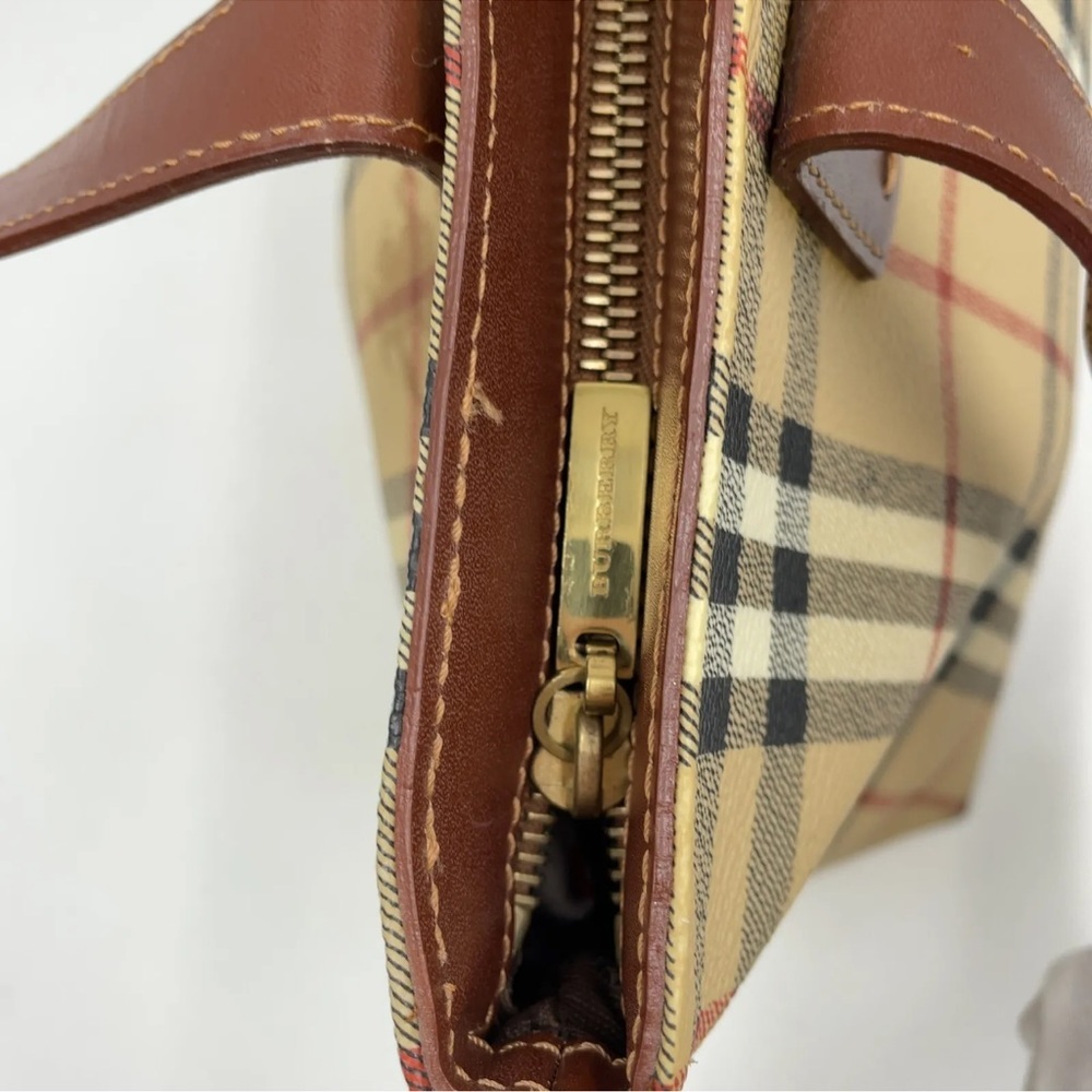 Auth Burberry Beige Nova Red Check Tote Bag Nylon and Burberry dust bag - Picture 14 of 17
